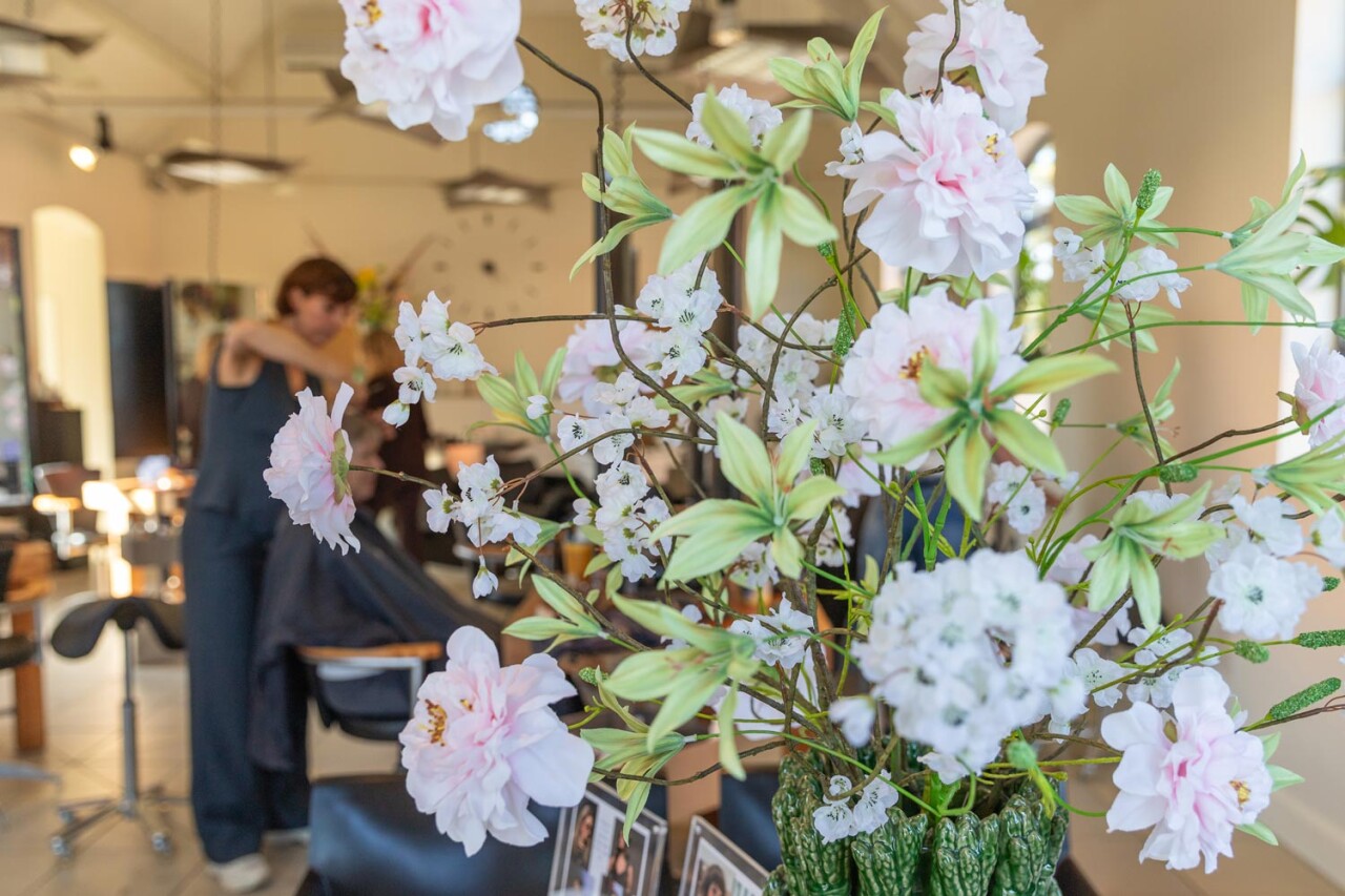 Purity kamperland salon bloemstuk